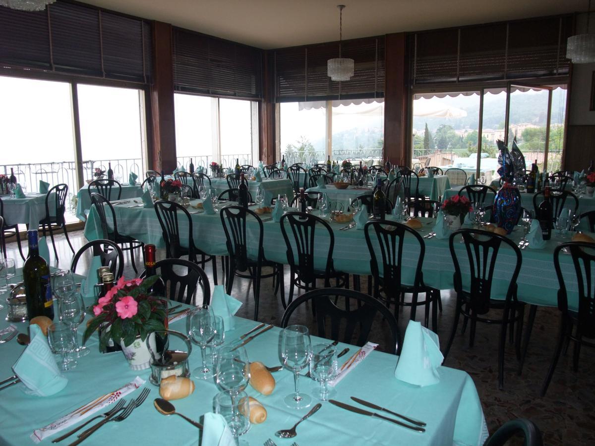 Hotel Miralago San Zeno di Montagna Luaran gambar