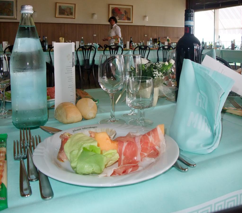 Hotel Miralago San Zeno di Montagna Luaran gambar
